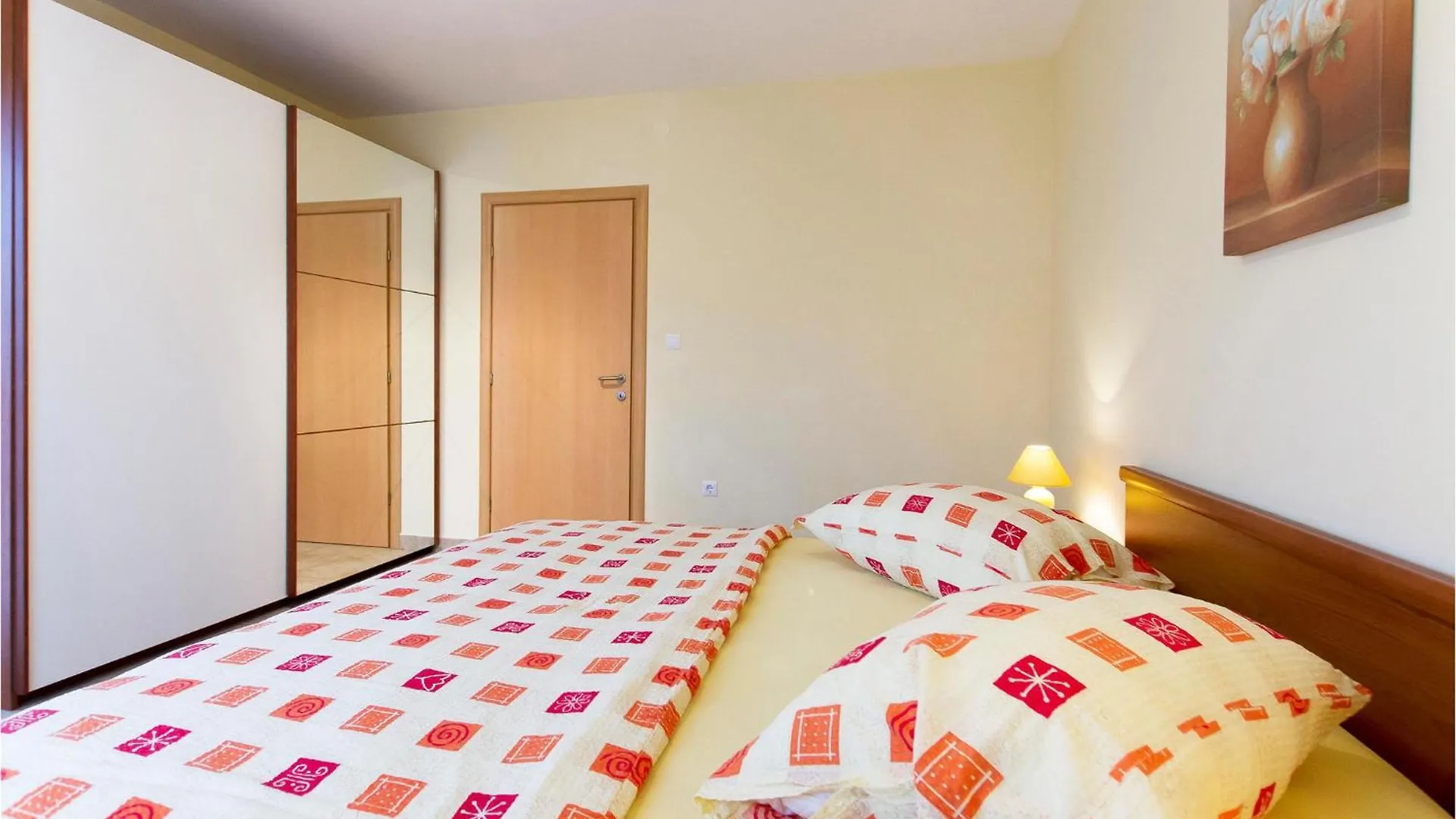 4 Bedroom Beautiful Home In Palit Croatia