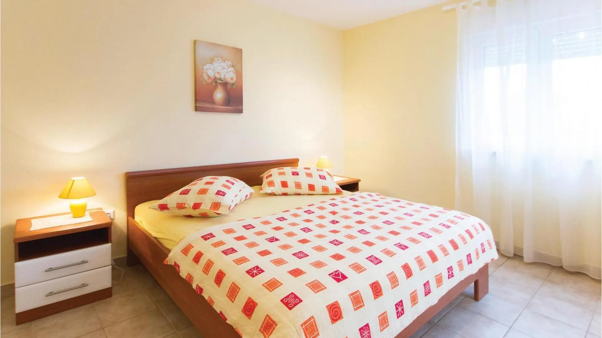 Holiday home 4 Bedroom Beautiful Home In Palit Croatia